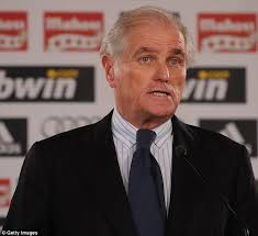 Real Madrid : l'ancien président Calderon en colère contre Florentino Perez