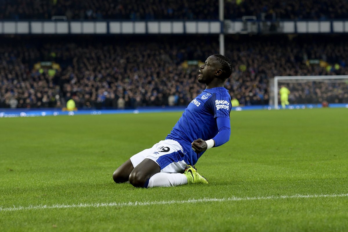 Baye Oumar Niasse a égalisé pour Everton... une minute après son entrée en jeu