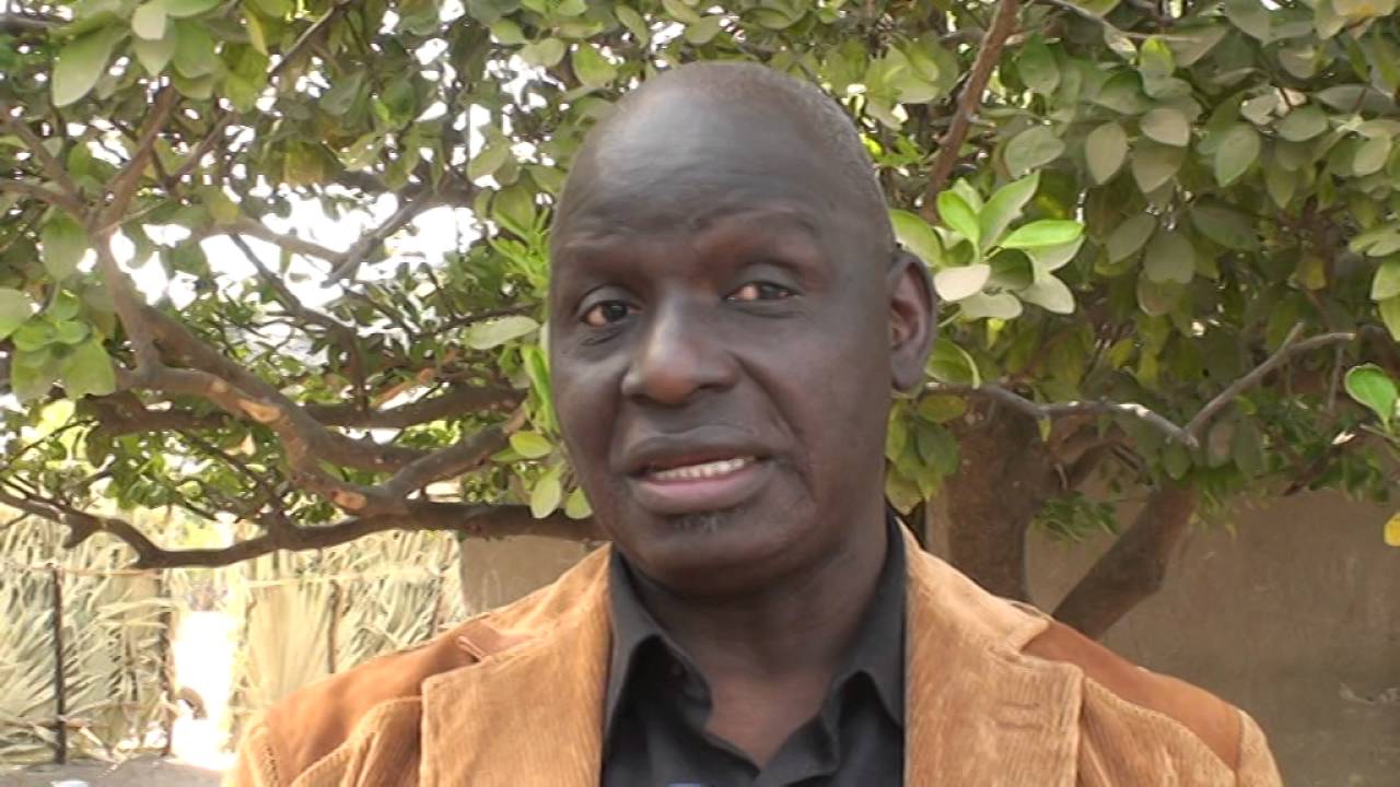 "Le dialogue est le seul moyen de mettre fin à cette crise et non la guerre", selon l'ancien député Ibrahima Sané