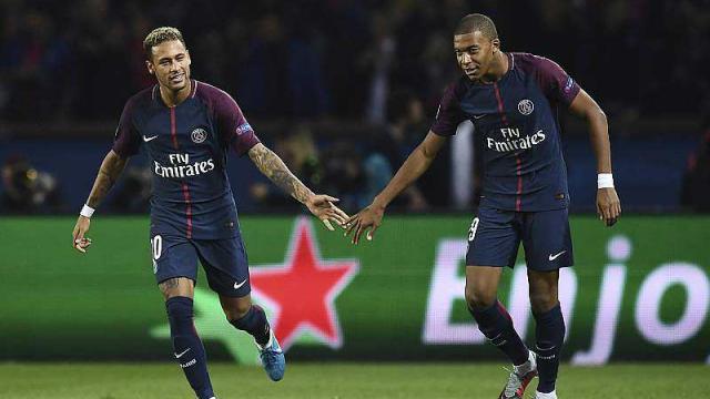 PSG : Neymar et Mbappé, c'est OK pour l'UEFA