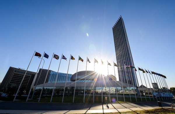 ​UA: pour l'autofinancement et la zone de libre échange