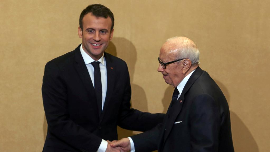 Emmanuel Macron se pose en «ami» de la Tunisie