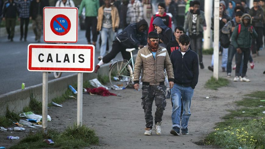 France : Trois migrants blessés par balle lors d'une bagarre à Calais