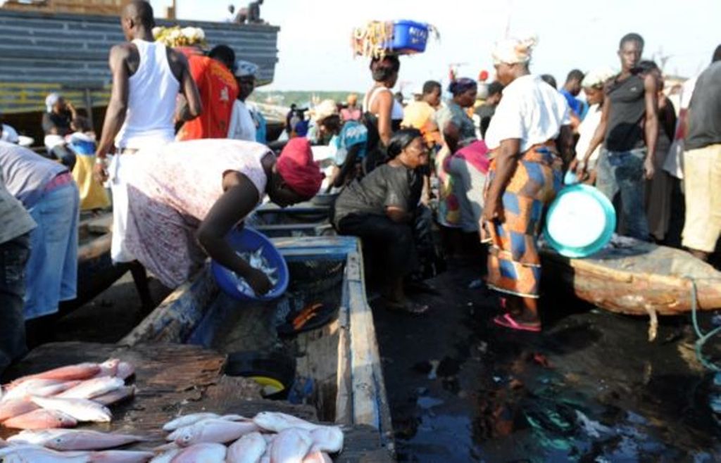 ​Ghana : un vélo qui roule sur l'eau