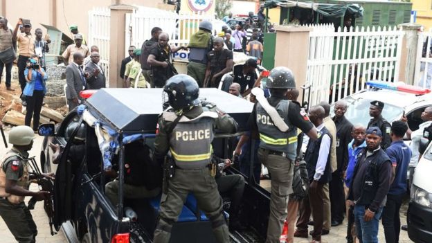 Nigéria : des prisonniers transformés en "animaux"