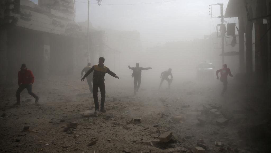 Syrie: de nouveaux raids aériens du régime font 47 morts en Ghouta orientale