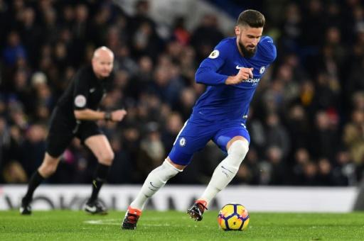 Angleterre: Chelsea se relance, première passe décisive pour Giroud