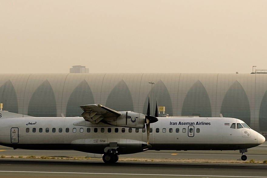 Iran : Au moins 66 morts dans le crash d'un avion encore introuvable
