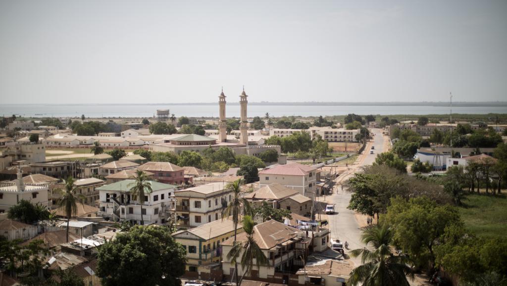 Gambie: pour le jour de l'indépendance, Barrow fixe le cap de sa présidence