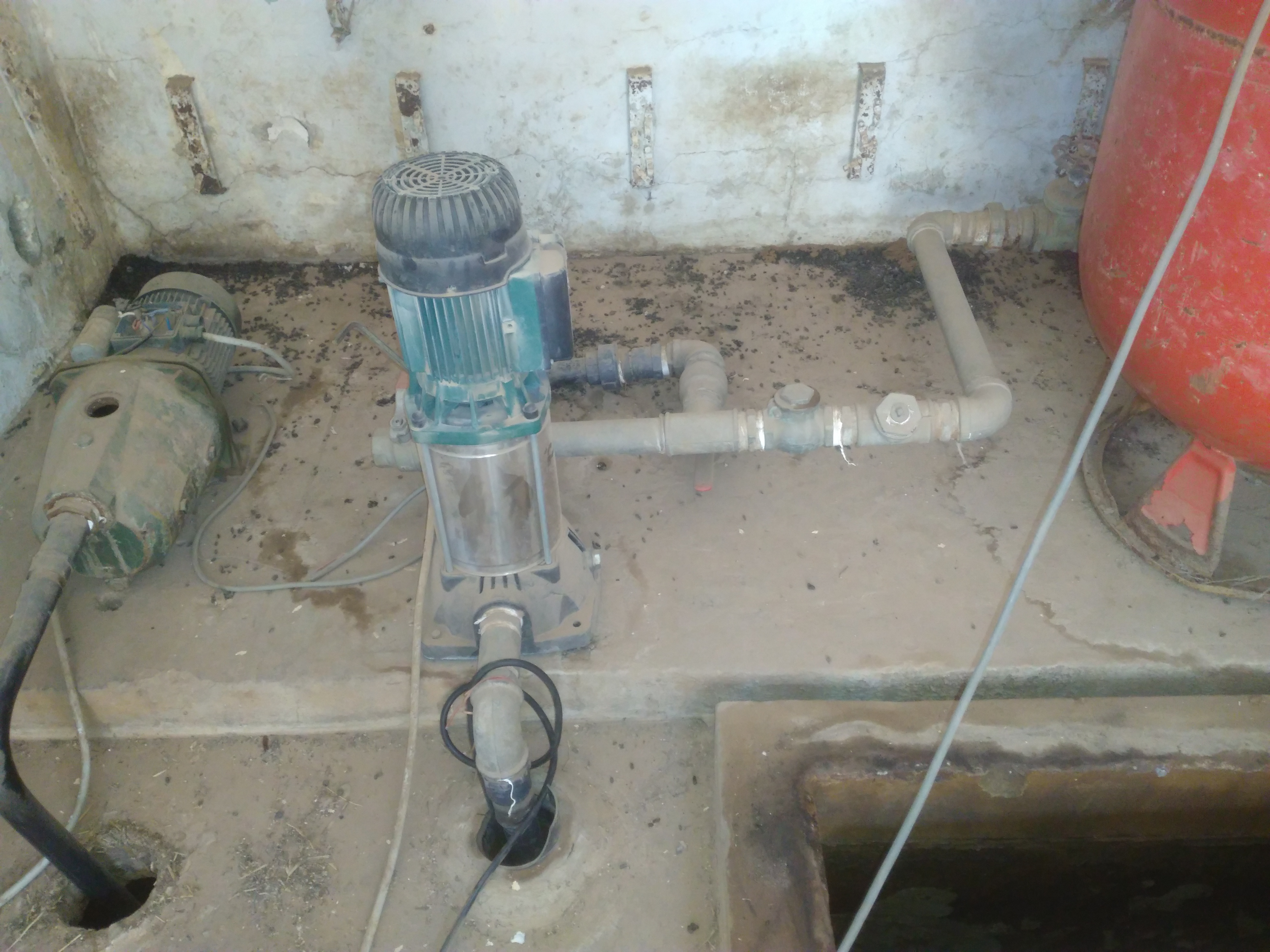 Pénurie d’eau à la Sicap : Les locataires des immeubles E, F, H crient leur ras-le-bol