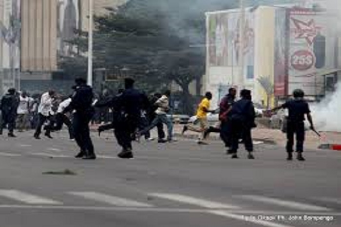 Urgent-Marche dispersée RDC : un mort à Kinshasa