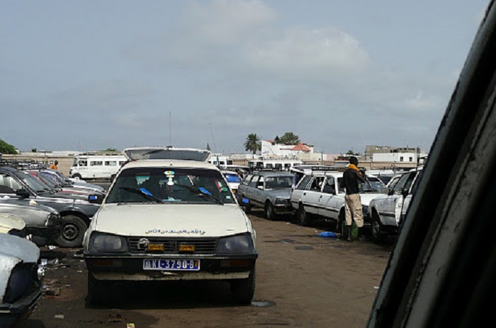 ​Mbour : les chauffeurs de "taxis clandos" exigent la baisse des taxes 