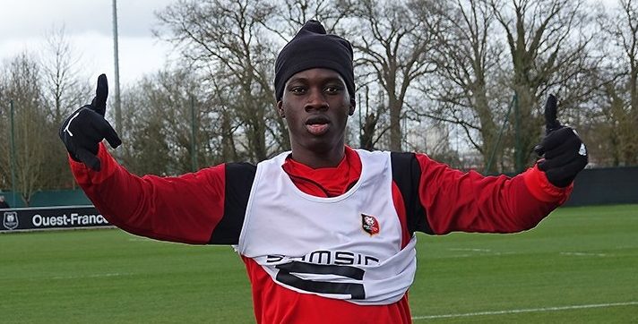 Mercato- Ismaïla Sarr intéresse toujours le FC Barcelone