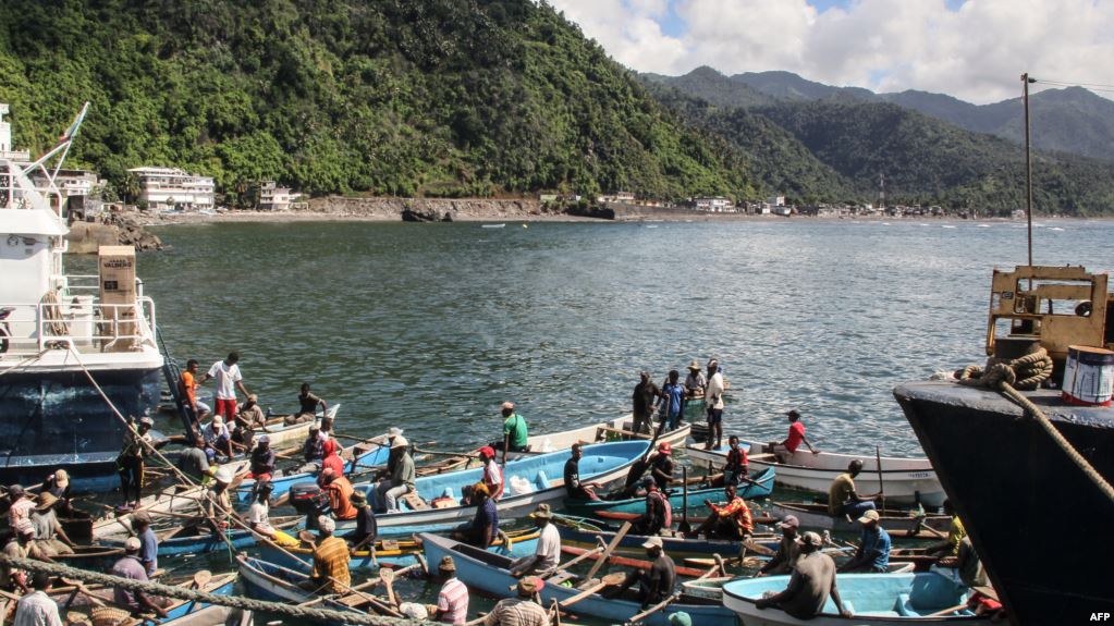 Le ton monte entre Paris et Moroni