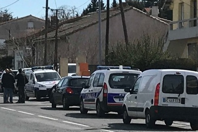 URGENT - Un individu qui se réclame de l'EI a pris des otages dans un supermarché en France