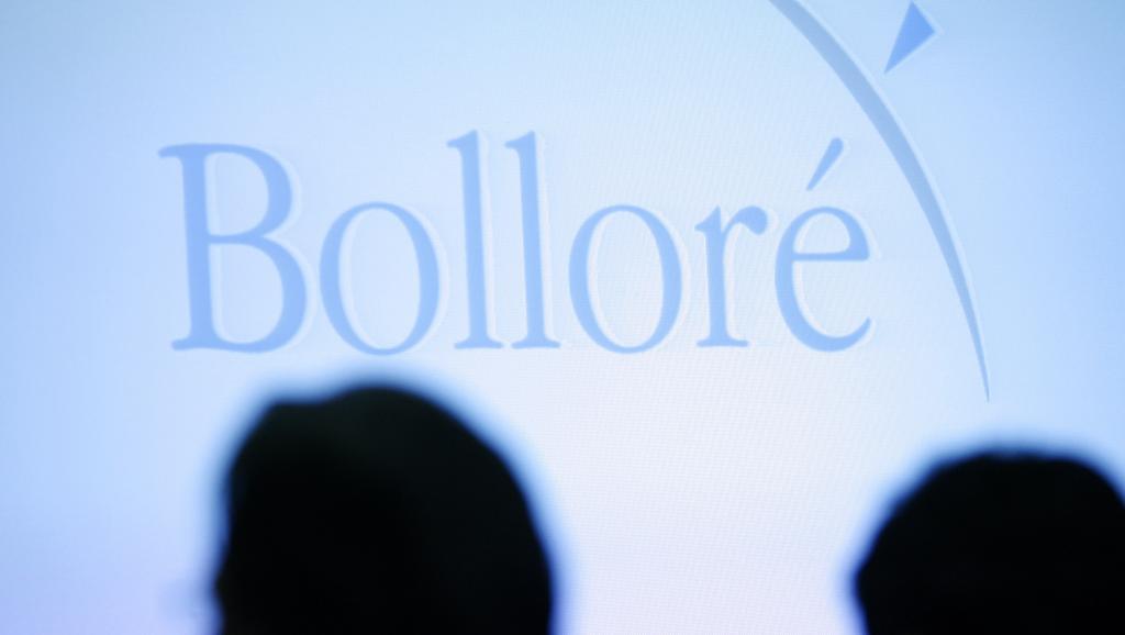​France: la justice relaxe des médias et ONG poursuivis pour diffamation par Bolloré
