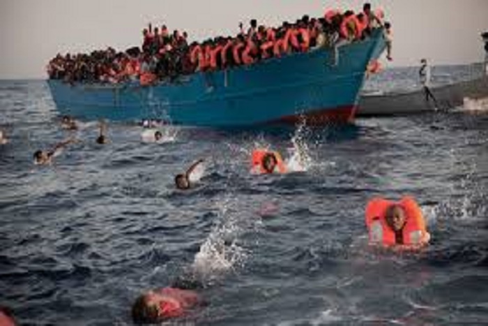 Libye: 11 migrants morts en mer, 263 secourus