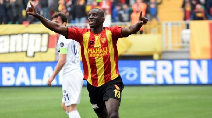 Demba BA : "Je garde l’espoir d’aller au Mondial 2018 avec le Sénégal"