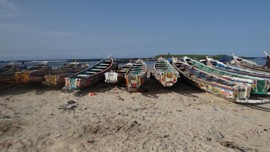 Bénin: une «Cyberpirogue» pour faire surfer les jeunes sur internet