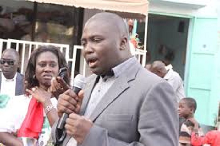 Bamba Fall et ses administrés en sit-in cet après-midi pour dénoncer les "abus de pouvoir " du sous-préfet 