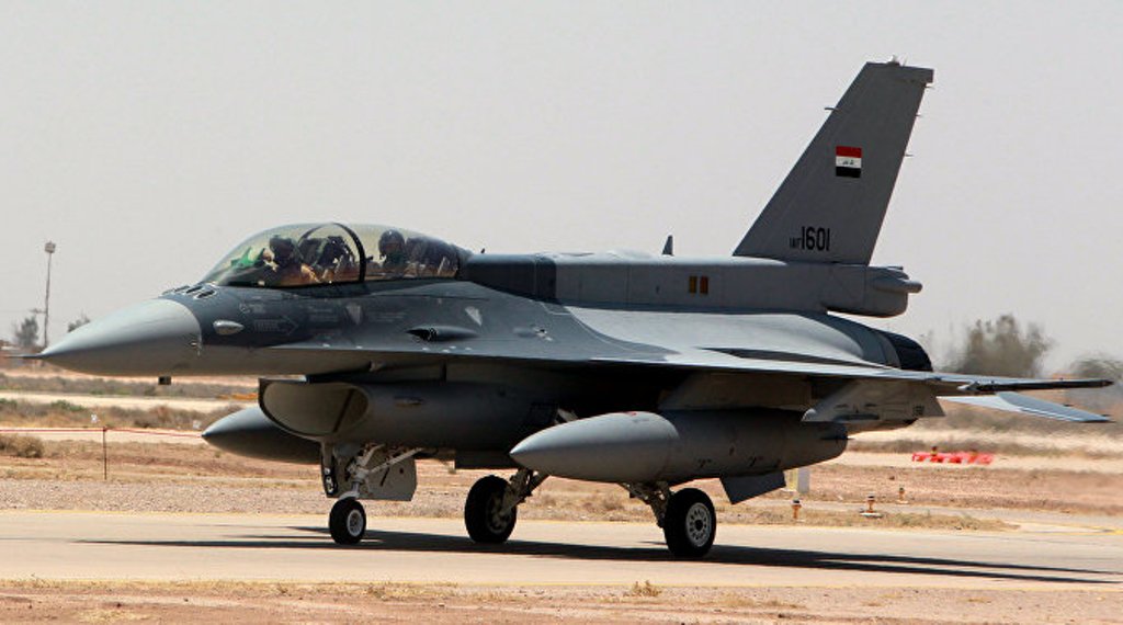 Des chasseurs irakiens auraient frappé un site de Daech en Syrie