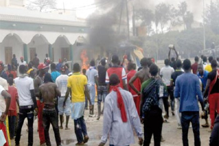 Urgent-tension très vive à l’Ugb :le CROUS réduit en cendres