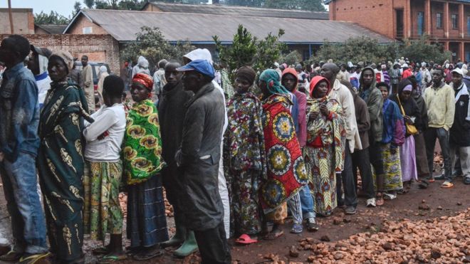 Les Burundais aux urnes