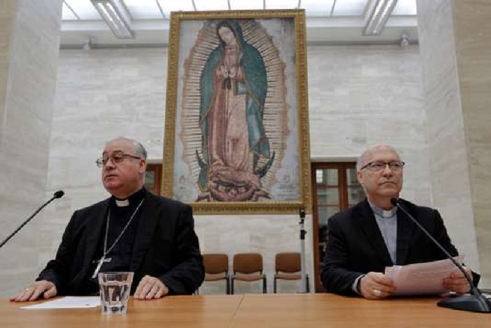 Pédophilie : tous les évêques chiliens remettent leur démission au pape