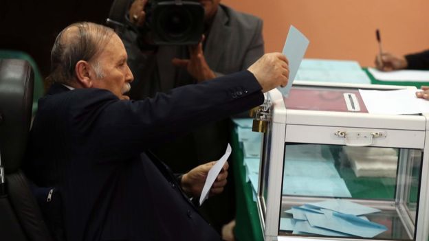 Algérie: Bouteflika recadre le premier ministre