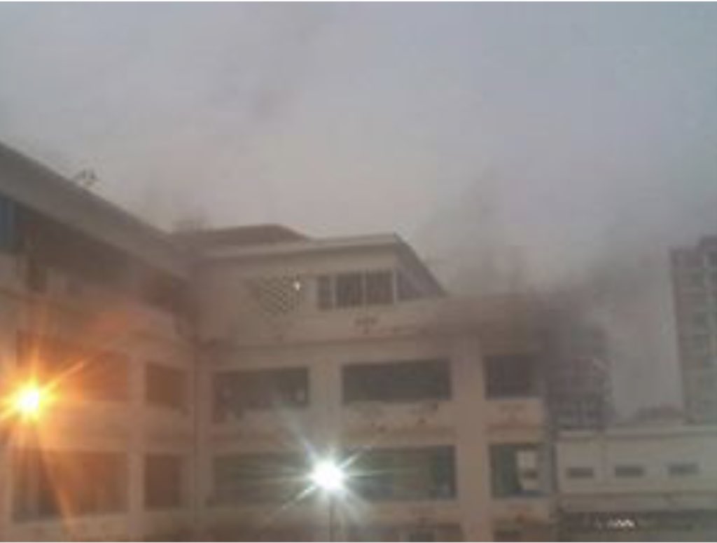 Le Pavillon A de l'UCAD prend feu