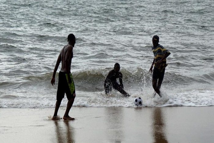 ​Gabon: la disparition de plusieurs élèves après une baignade fait polémique