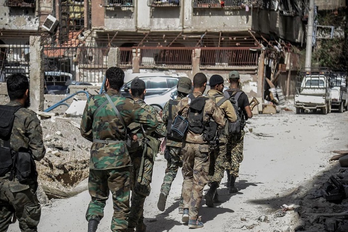 ​Syrie: au moins 52 combattants pro-régime tués dans des frappes aériennes