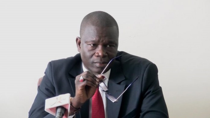 Procès fraudeurs bac : Le juge Maguette Diop se fâche et menace