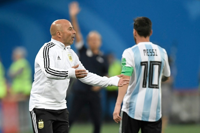 La raison pour laquelle Sampaoli a questionné Messi pour Agüero