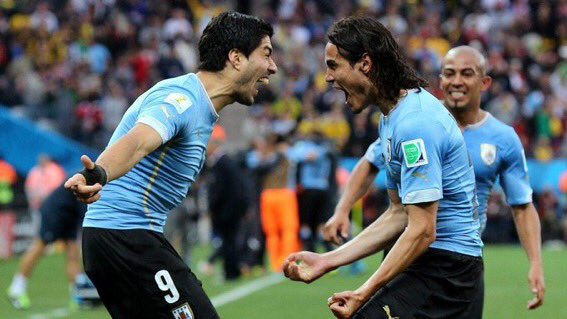 #URUPOR : Cavani ouvre le score pour l'Uruguay (1-0)