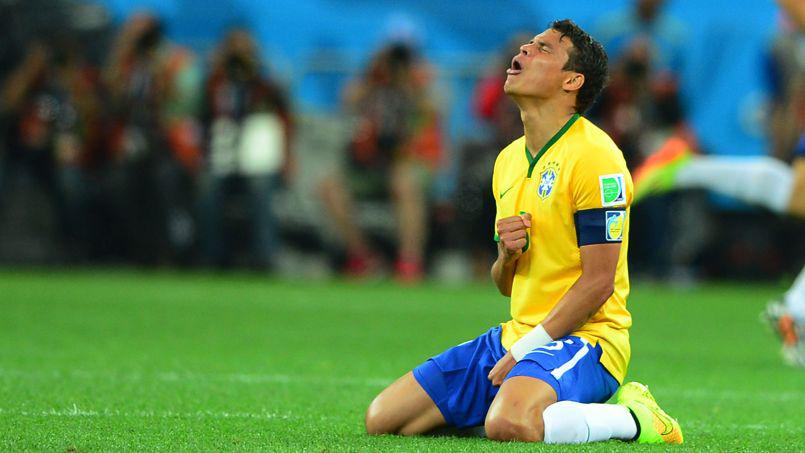 Thiago Silva portera le brassard de capitaine contre le Mexique