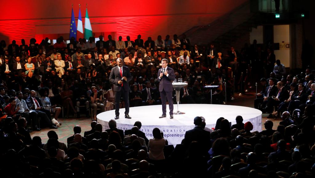 Nigeria: les questions économiques au menu du deuxième jour de visite de Macron