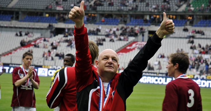 Olivier Perrin est « fier de la positive attitude des clubs sénégalais »