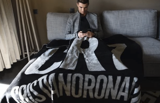(Photo) – Cristiano Ronaldo augmente le nombre de followers à la Juventus sur Instagram, Twitter et Facebook
