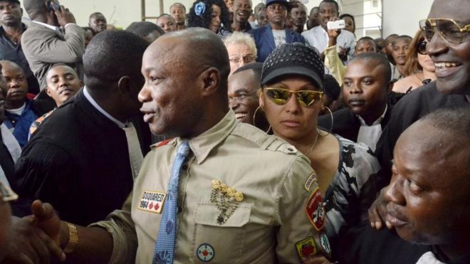 ​La Zambie ferme ses portes à Koffi Olomidé