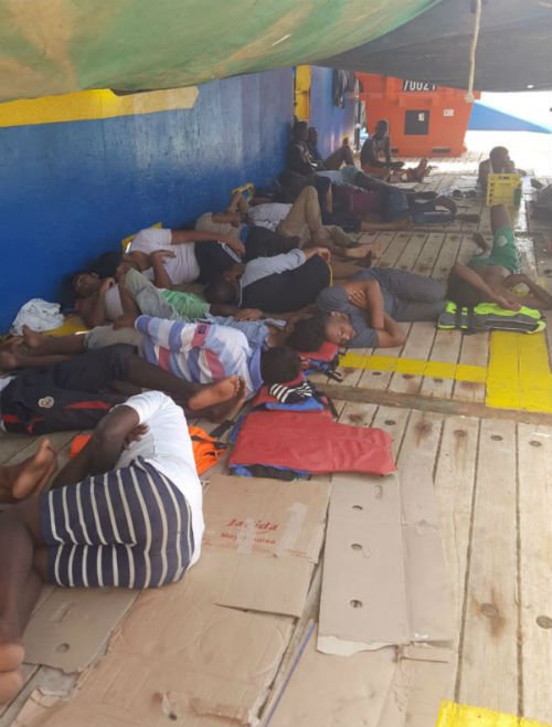 La Tunisie refuse d’accueillir 40 migrants bloqués en mer depuis plusieurs jours