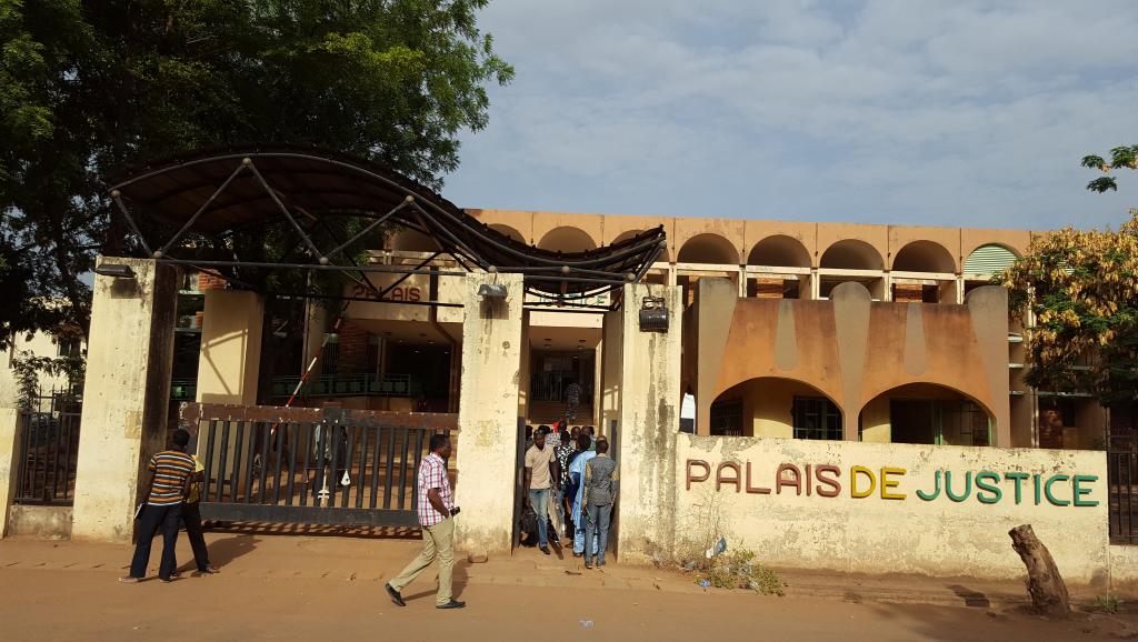 Procès du coup d’Etat de 2015 au Burkina Faso: «chacun cherche à se défendre»