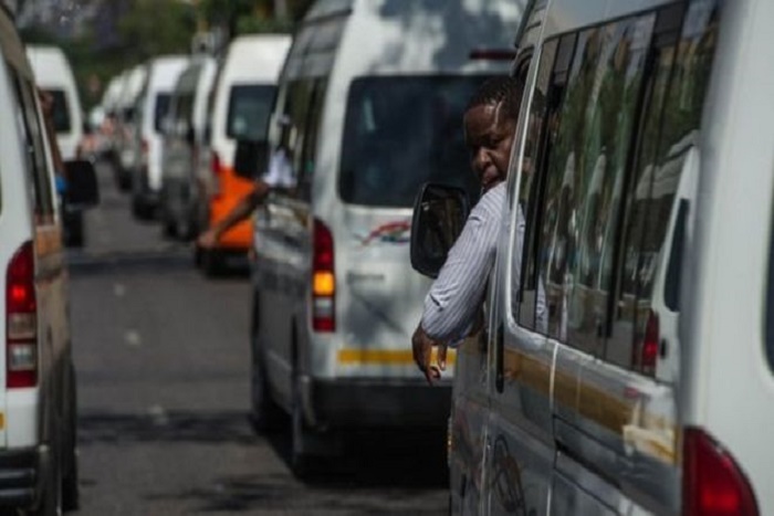 ​ Onze taximen tués en Afrique du Sud
