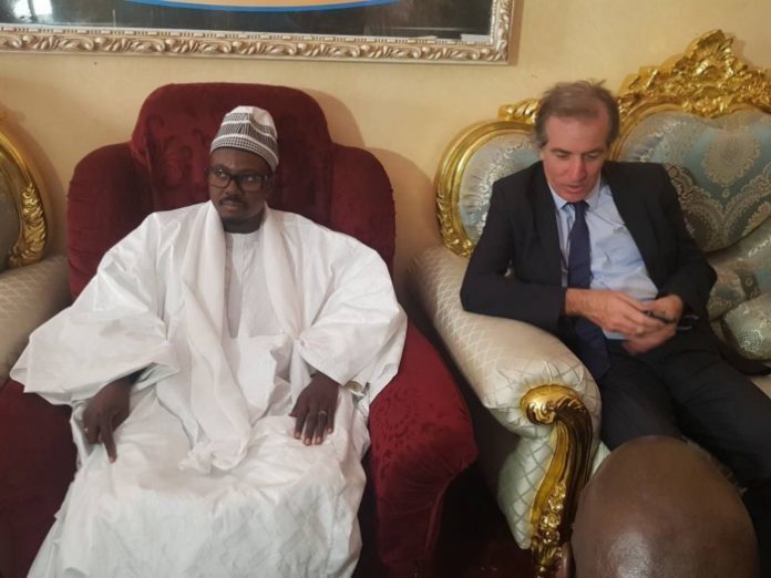 Escroquerie au visa : Christophe Bigot chez Serigne Bass Abdou Khadr à Paris 