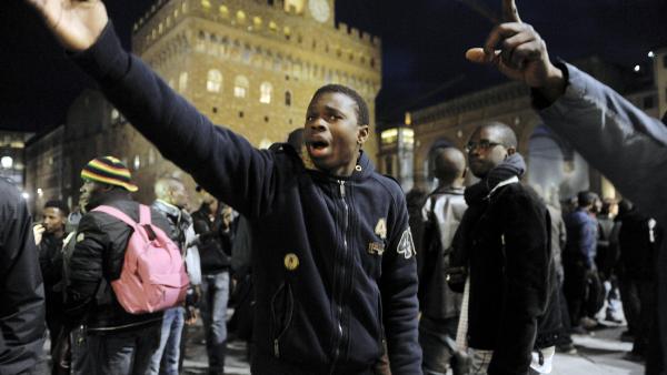 Italie : des racistes arrachent à un Sénégalais son oreille droite
