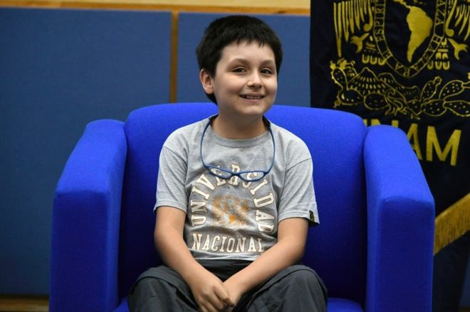 ​Etudiant en physique biomédicale à 12 ans