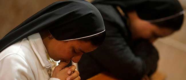 Vatican : des sœurs accusent des prêtres d`abus sexuels