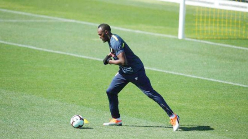Football: Usain Bolt entame sa carrière de footballeur professionnel