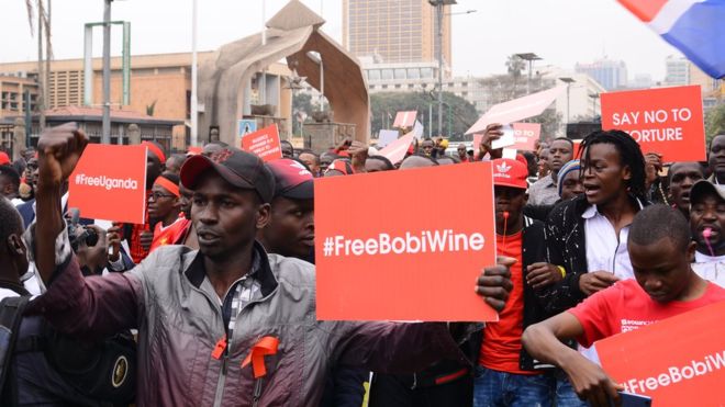 ​ Bobi Wine libéré sous caution