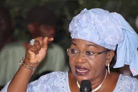 Aida Mbodji accuse l’Etat : «le parti au pouvoir est déjà à 3 mois de parrainage»